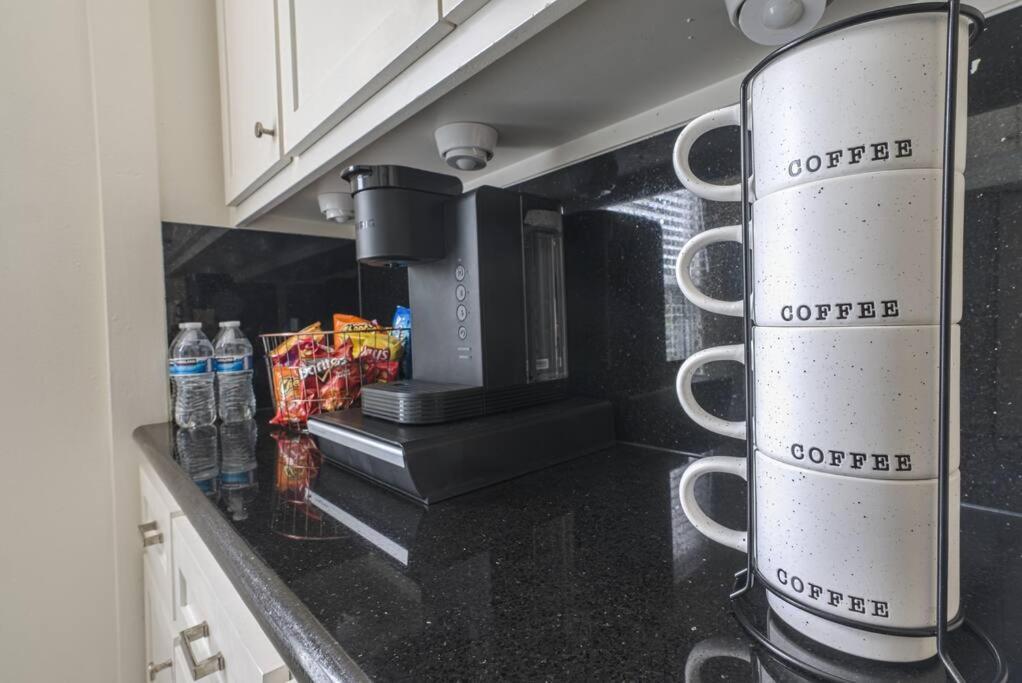 Stylish W Texas Flair Apt Close To Med Ctr Nrg Downtown Daire *